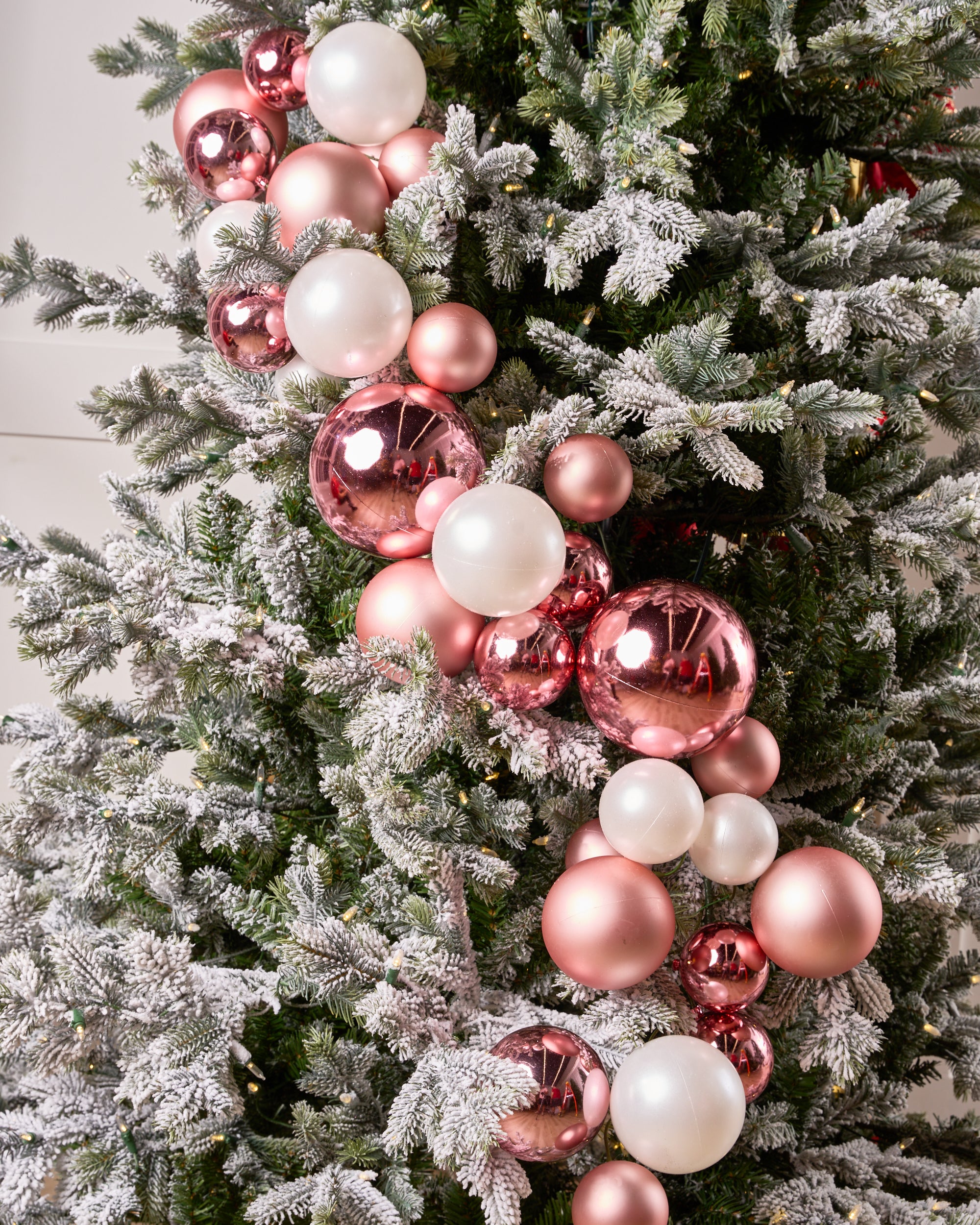 Christmas Tree Garland. Red and White Beaded Garland. Felt Ball