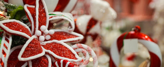 Your Holiday Decorating Schedule Guide: Seasonal Decor 101
