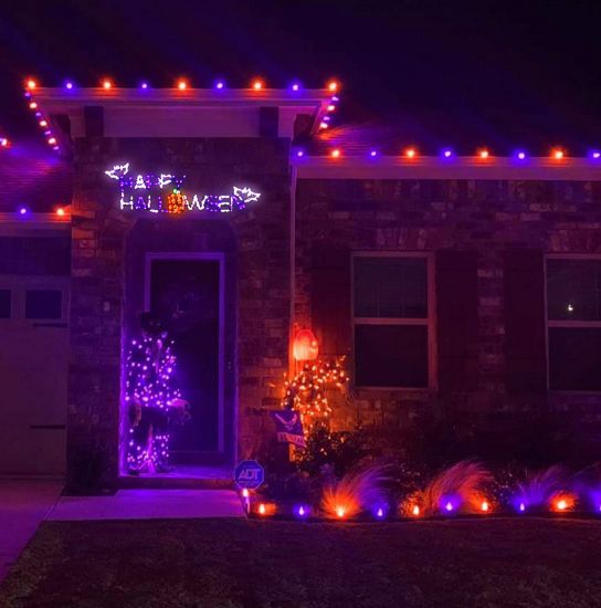 Letrero LED de 57" con "Feliz Halloween"