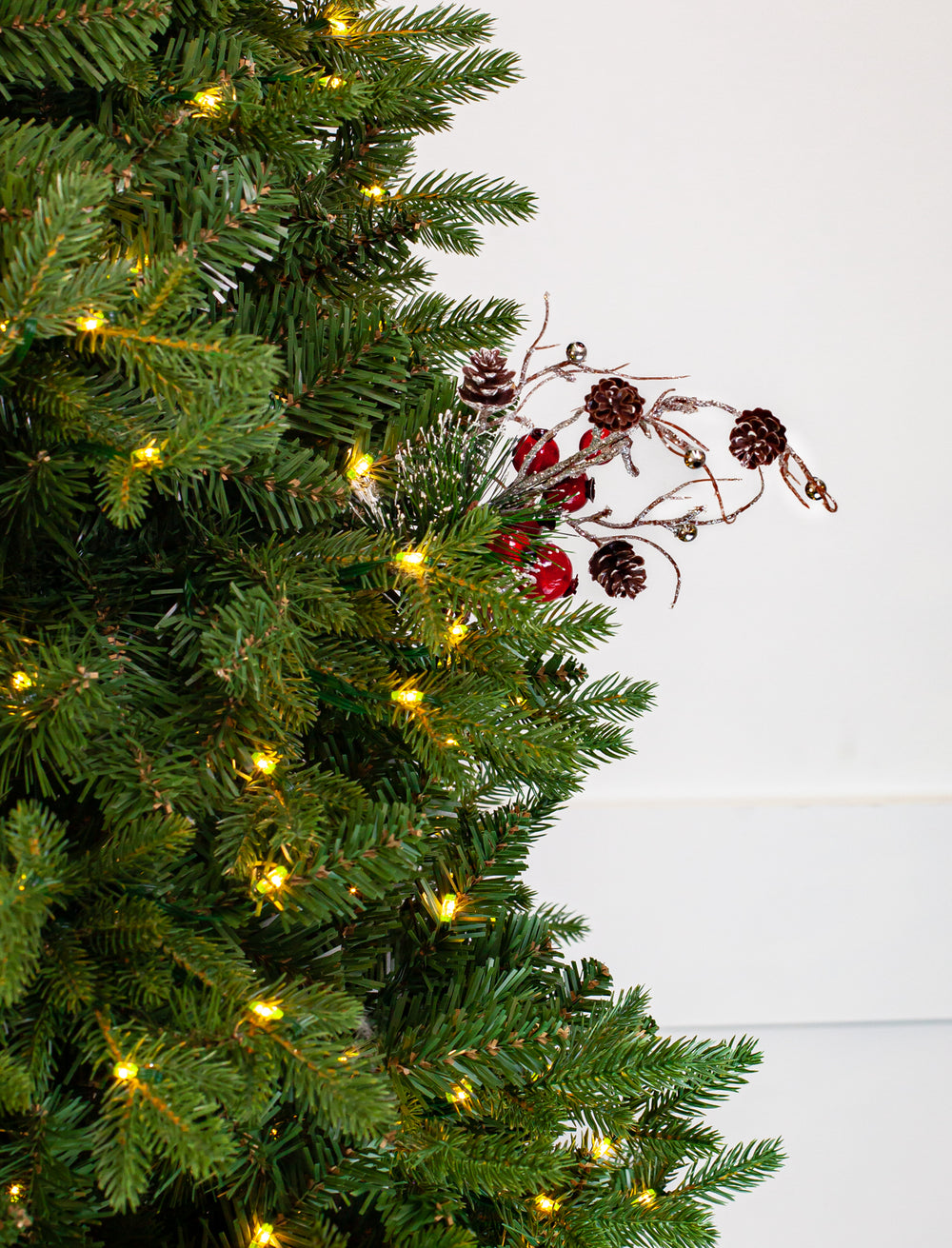 11" Pine With Berry Pick Set Of 12