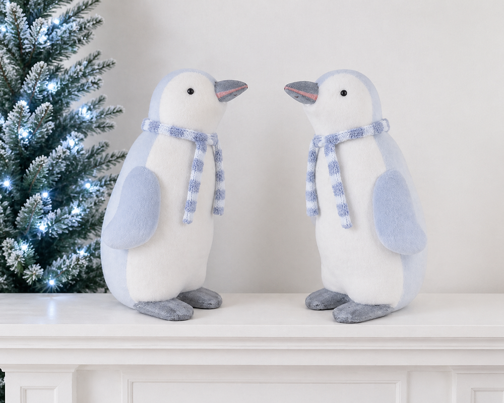2.3 FT Penguin With Scarf