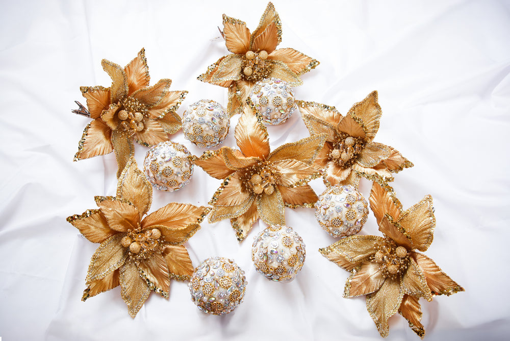 Gold Opulence Ornament & Flower Bundle