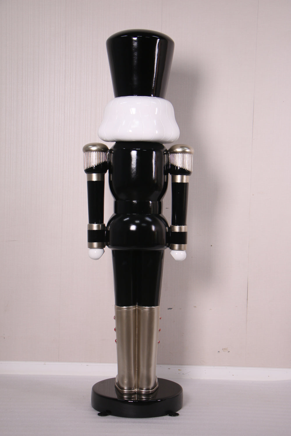 6 FT Black & Gold Nutcracker