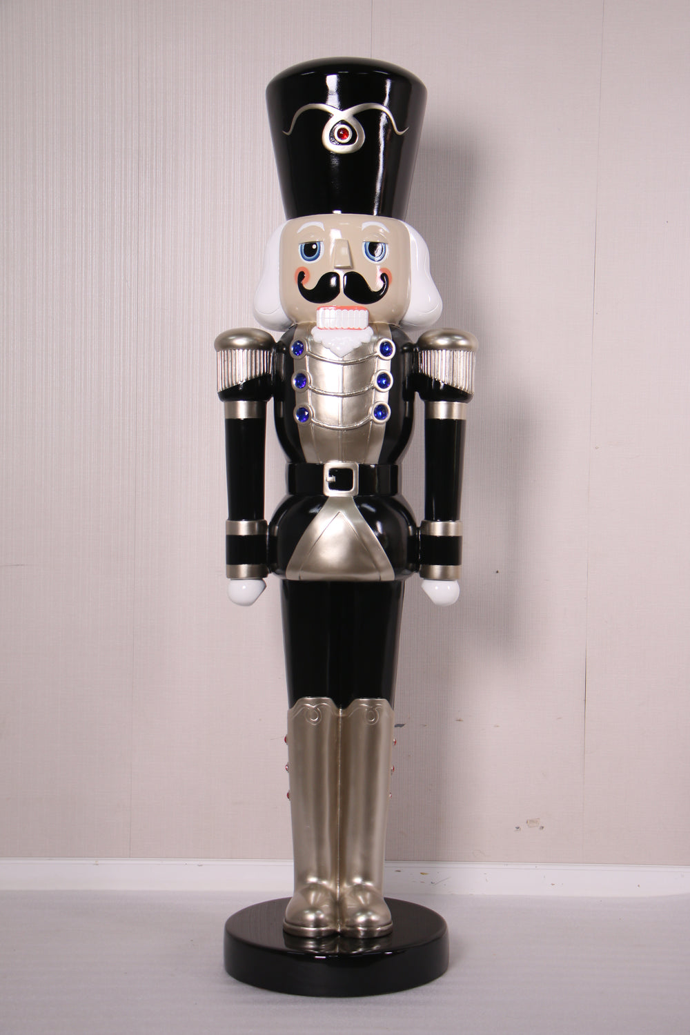 6 FT Black & Gold Nutcracker