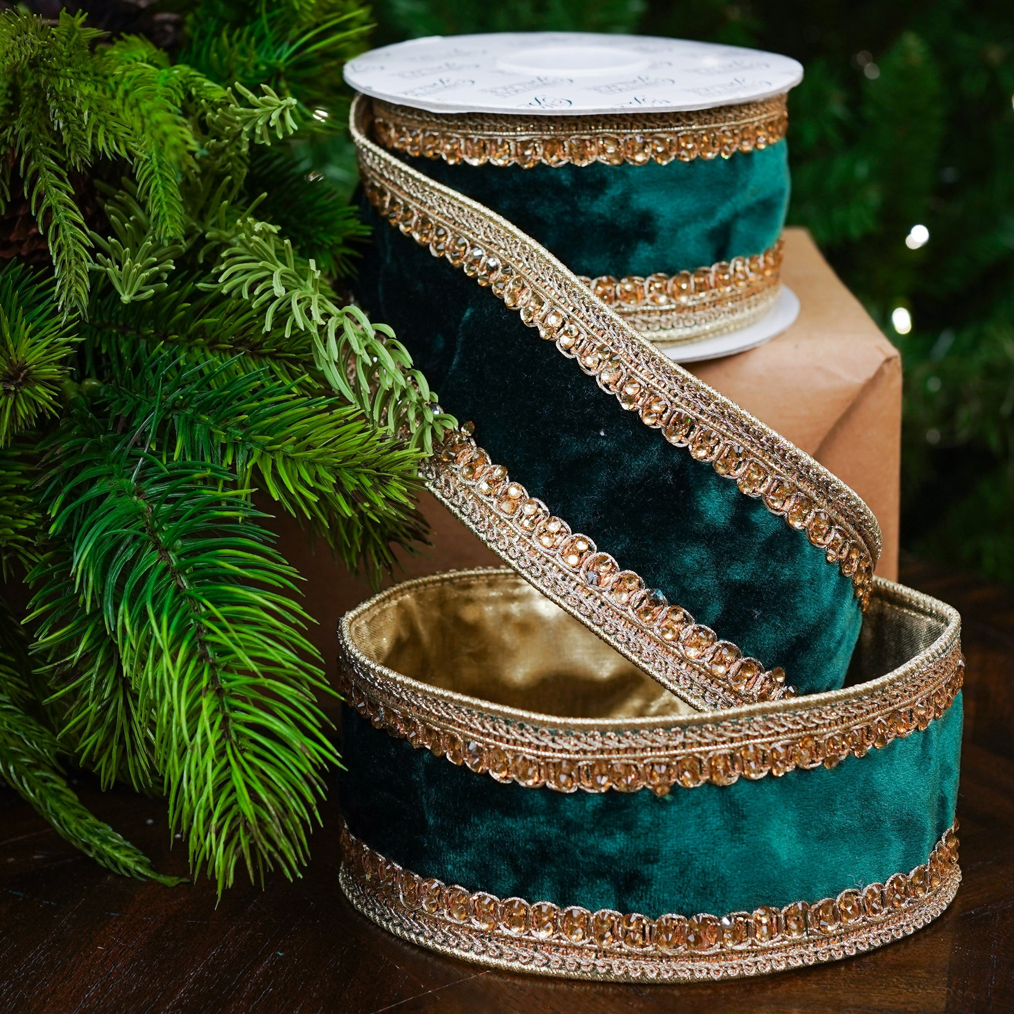 2.5" X 5YD Emerald Velvet Ribbon With Gold Back & Crochet Trim