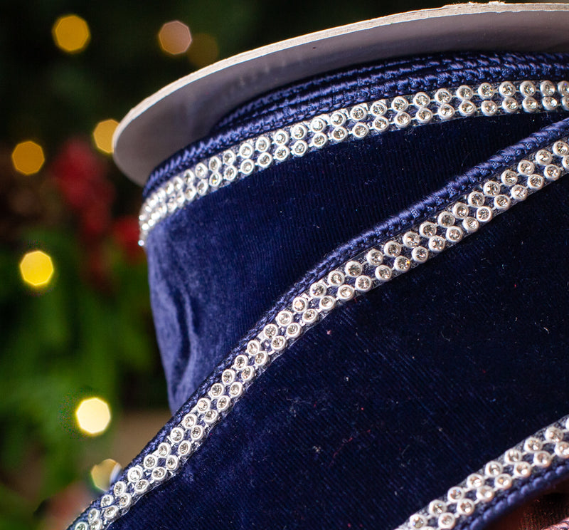 Cinta de terciopelo azul marino de 2.5" X 5YD con adornos de Swarovski