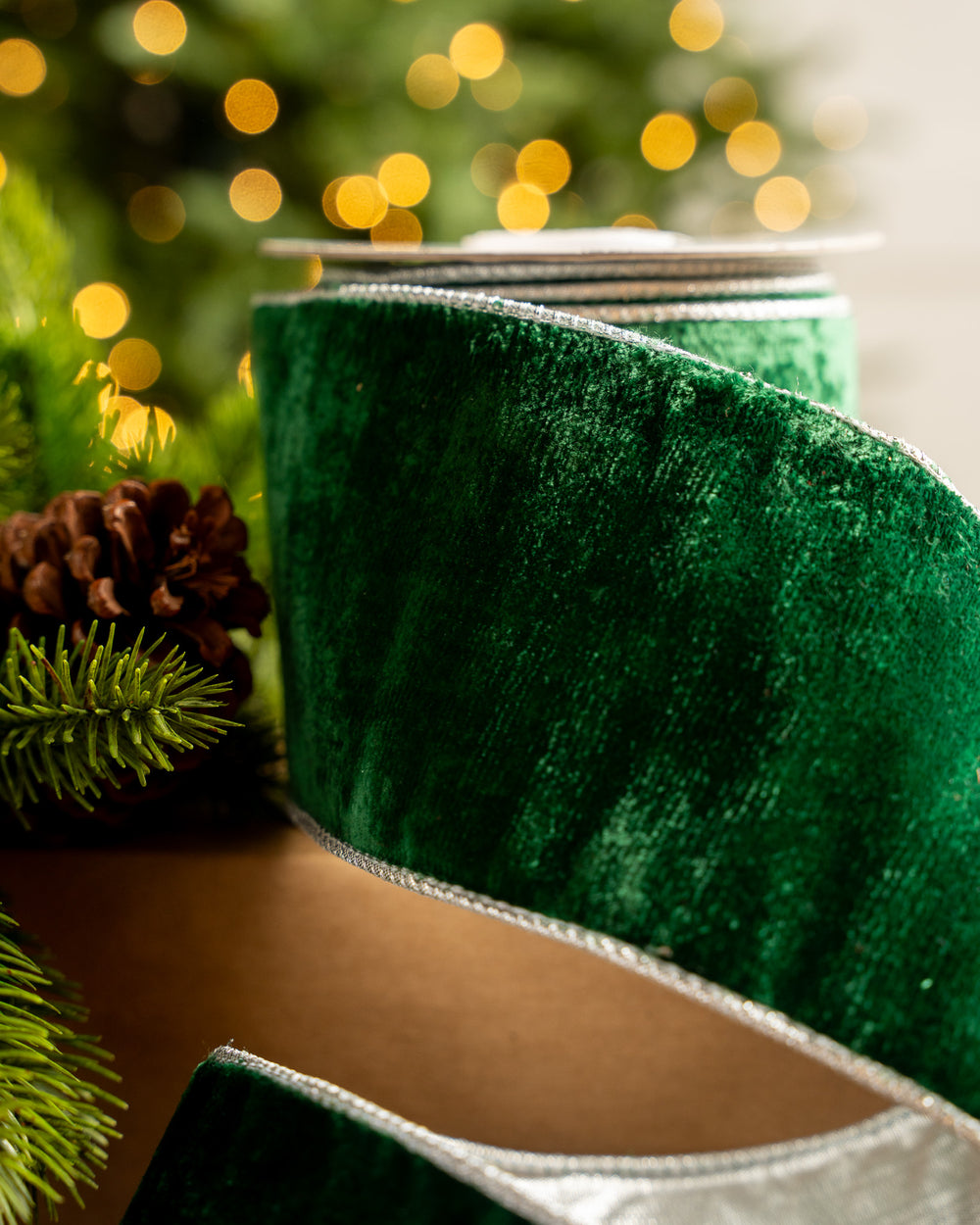 4" X 10YD Emerald Velvet Ribbon With Silver Back & Edge