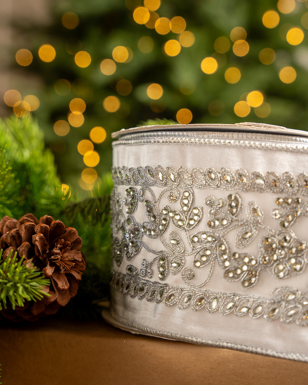 4" X 5YD White Velvet Ribbon With Silver Jewels