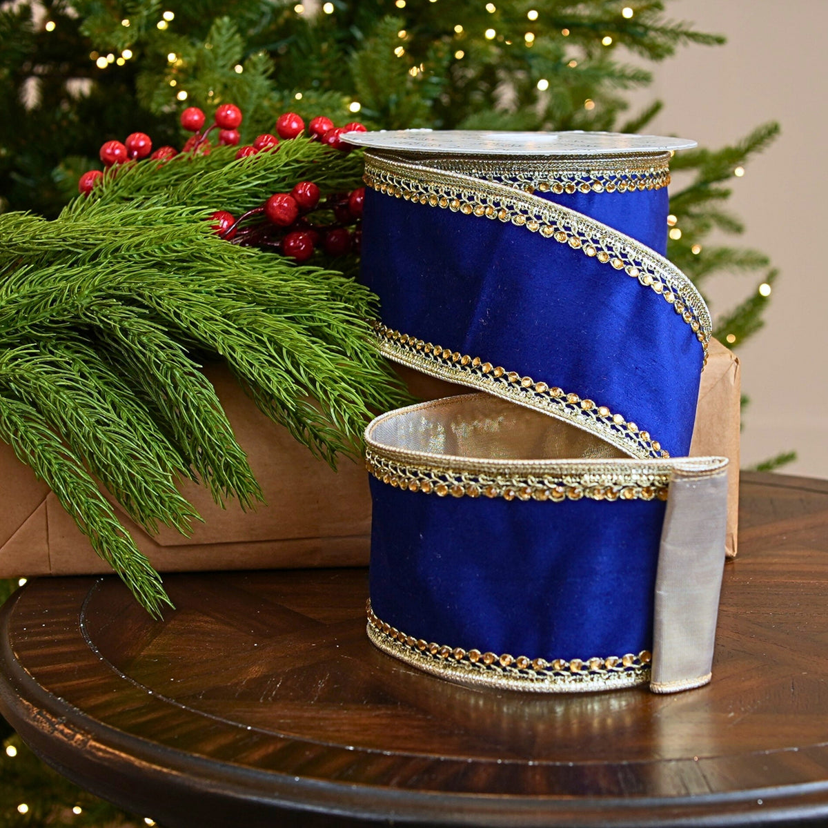 Cinta Azul Rey de 4" X 10YD con Borde Dorado