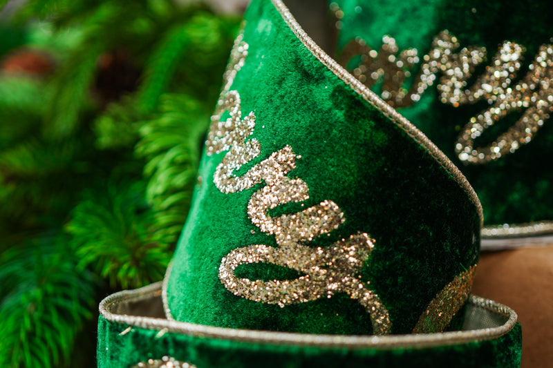 Cinta de terciopelo verde de 10 yardas x 4" con 'Feliz Navidad'