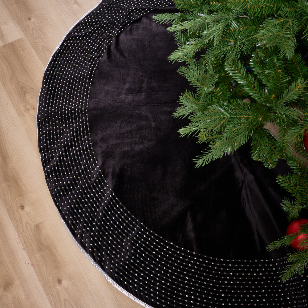 Falda de árbol de terciopelo negro de 66"
