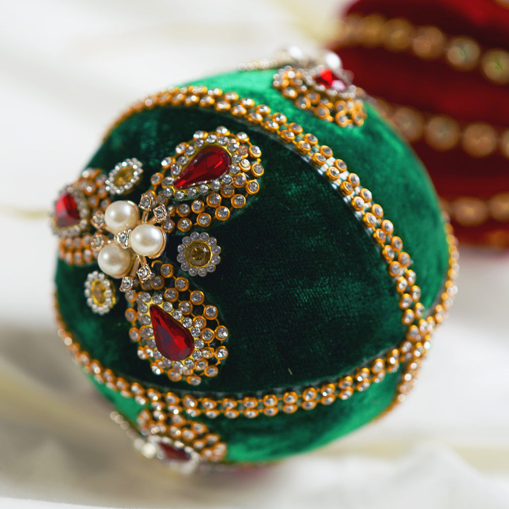 4" Green Gold Pearl Velvet Ball Ornament Set Of 6