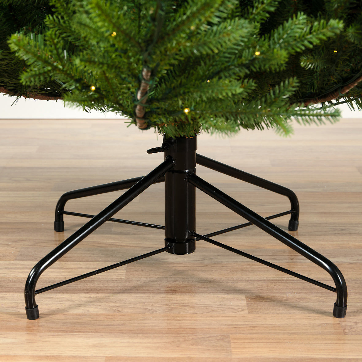 9 FT Norway Spruce Tree Pre Lit Warm White Micro LED Lights