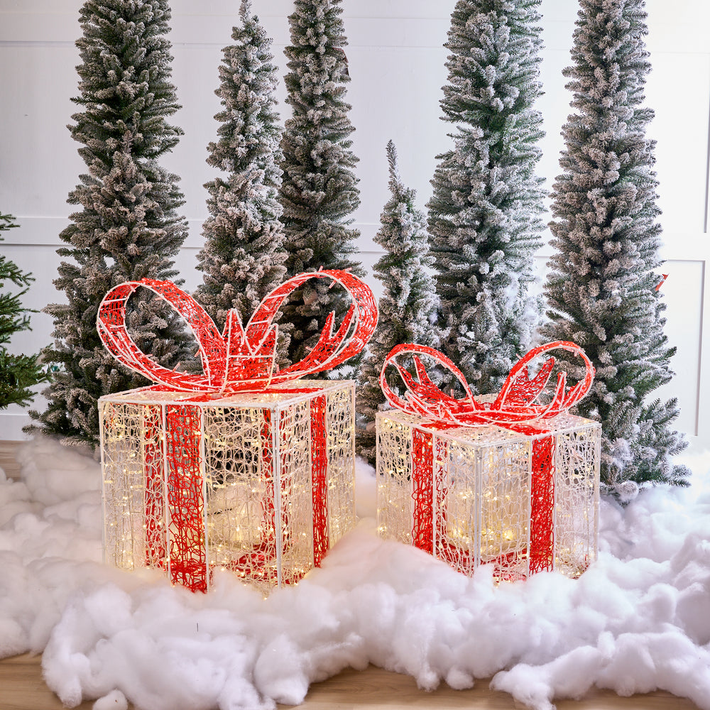 2.5 FT X 3 FT Gift Box With Warm White LED Lights