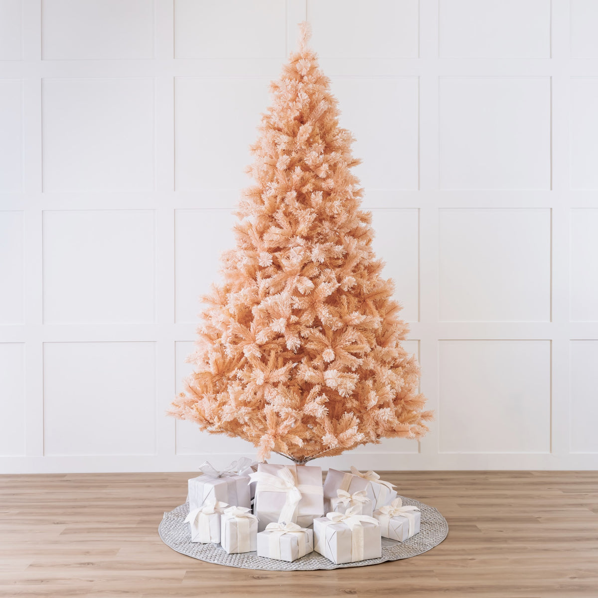 Abeto de París Árbol rosado nevado Apagado