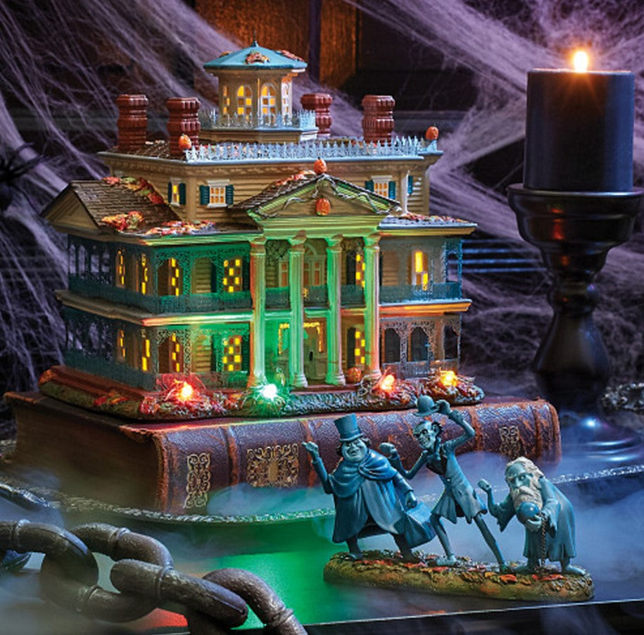 Snow Village Halloween Disneyland's Cuidado con los autoestopistas