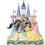 Disney Traditions 10.25" Grupo de princesas de Disney frente al castillo