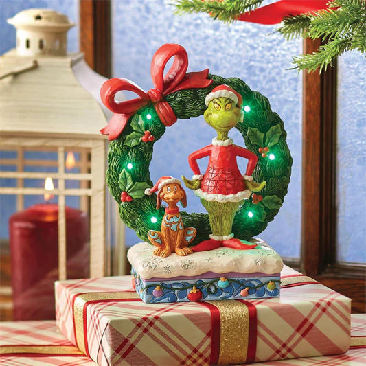 The Grinch 8" Grinch & Max In Wreath