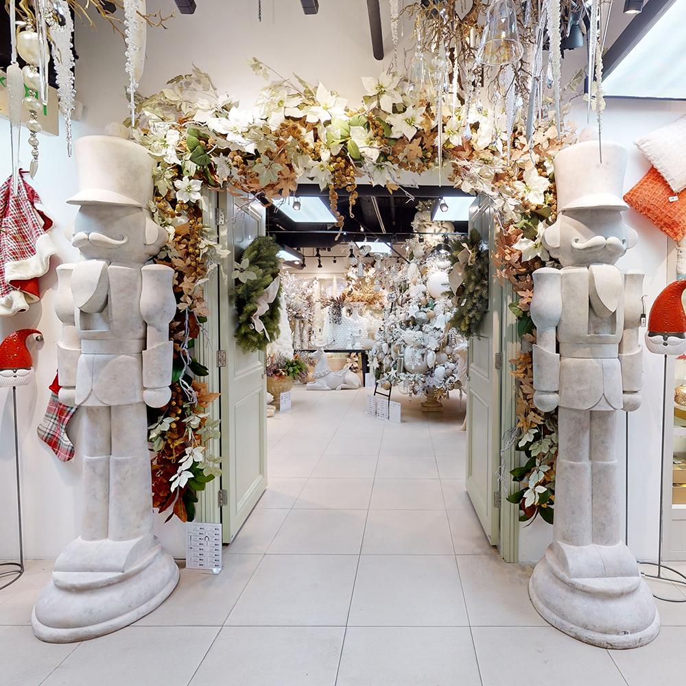 8 FT Antique Stone Nutcracker