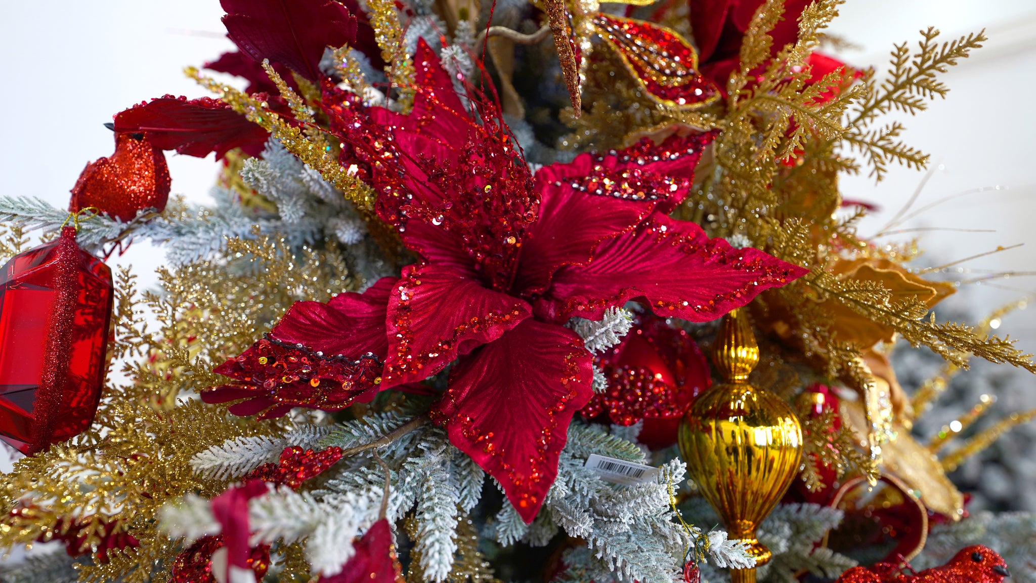 Crimson Gold Splendor Tree Decor
