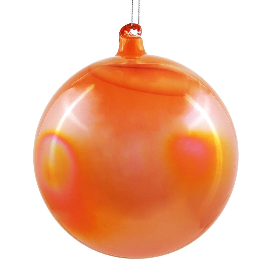 Esfera de vidrio soplado de 5" con acabado iridiscente naranja para adorno/decoración