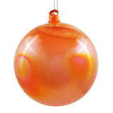 Esfera de vidrio soplado de 5" con acabado iridiscente naranja para adorno/decoración