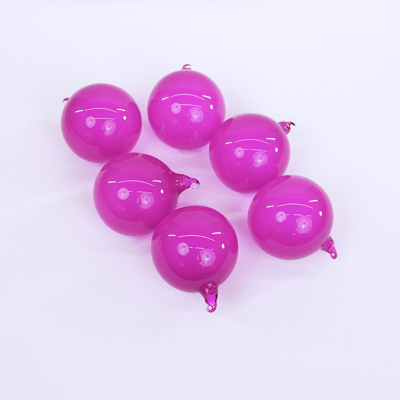 Caja de 6 adornos de cristal color chicle fucsia de 3"