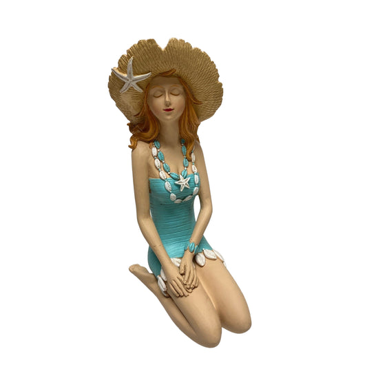 8" Lady With Beach Hat Kneeling