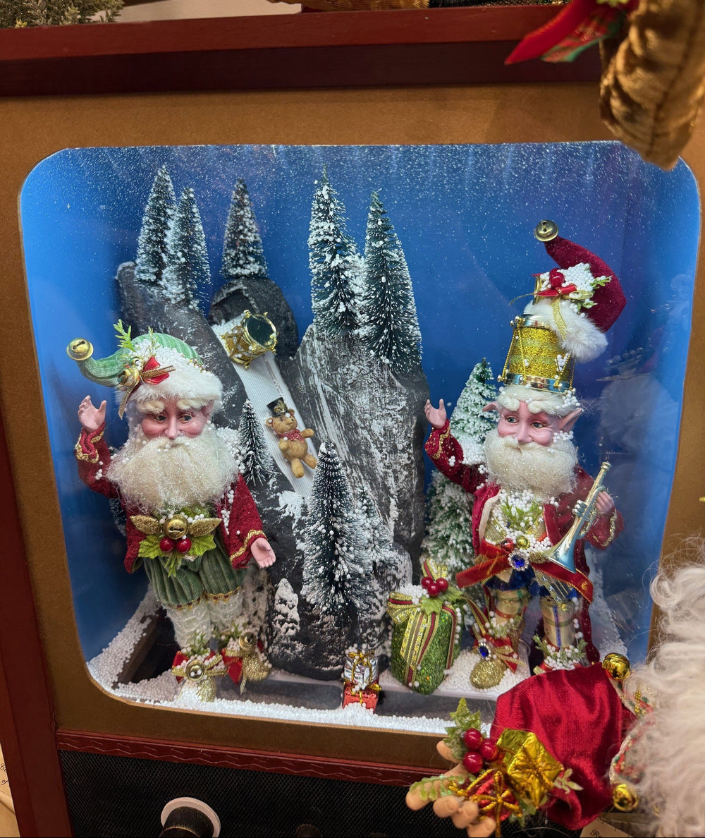 Mark Roberts 23" Old Fashioned TV With Elves