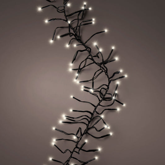 46 FT 1512 LED Warm White Cluster Lights With Green Wire