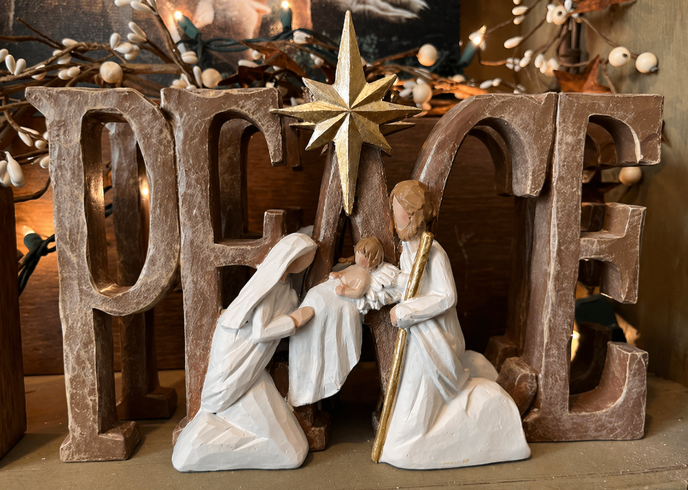 6" Nativity Peace Figurine