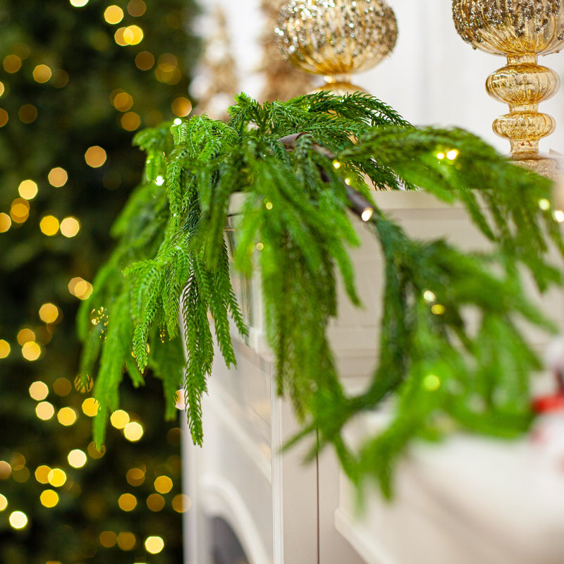 5 FT Norfolk Garland Pre-Lit 80LED Battery Operated