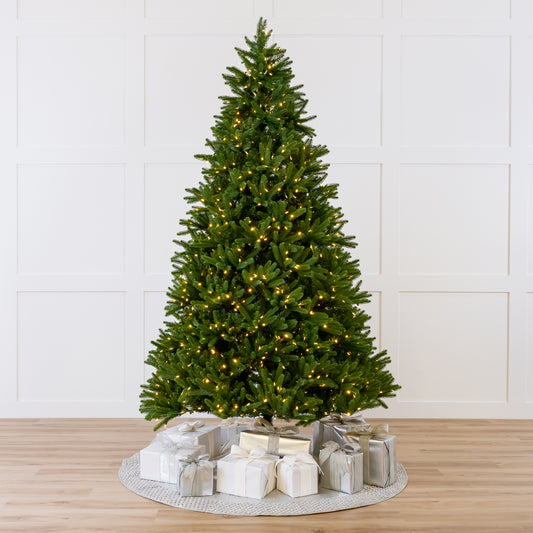 Luces LED de color blanco cálido preiluminadas Royal Fir Tree