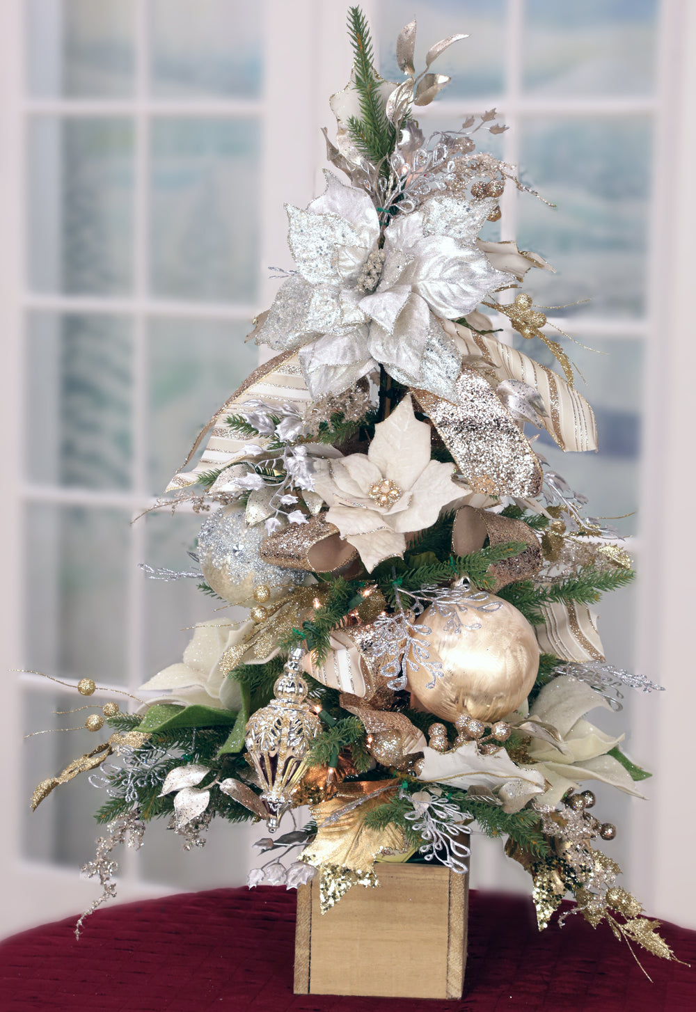 Mark Roberts 36" Creamy Dreamy Tree