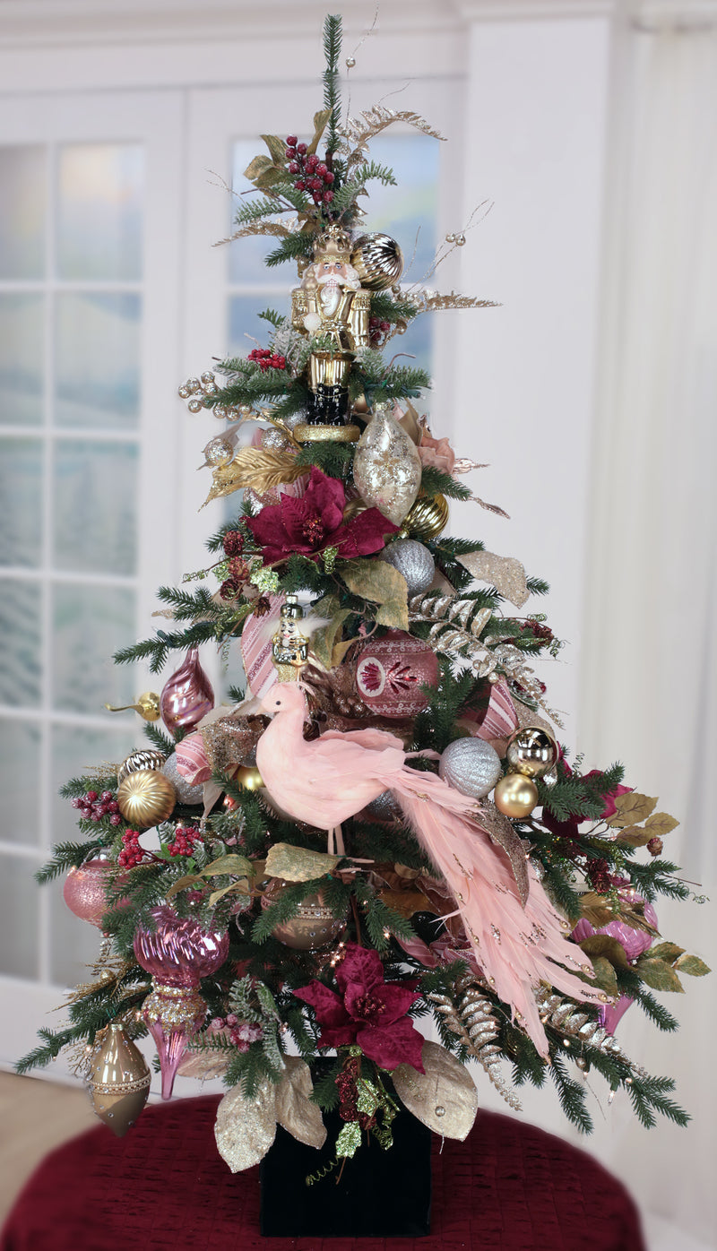 Mark Roberts Árbol de pavo real rosa de 55"