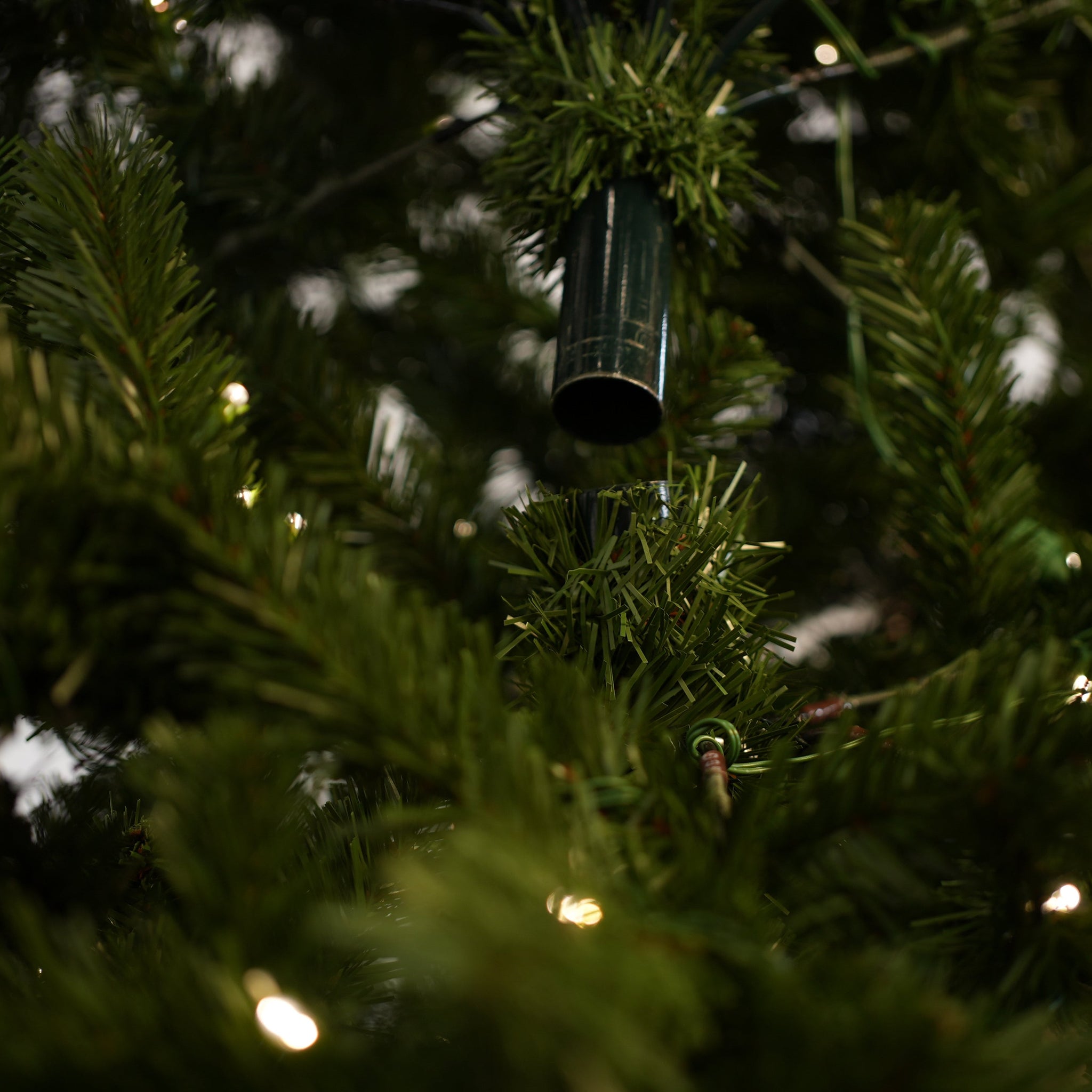 Norway Deluxe Tree Pre Lit Warm White LED Lights