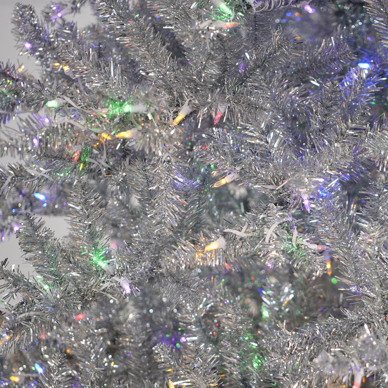 Árbol Silverado con luces LED preiluminadas de color blanco cálido y multicolor