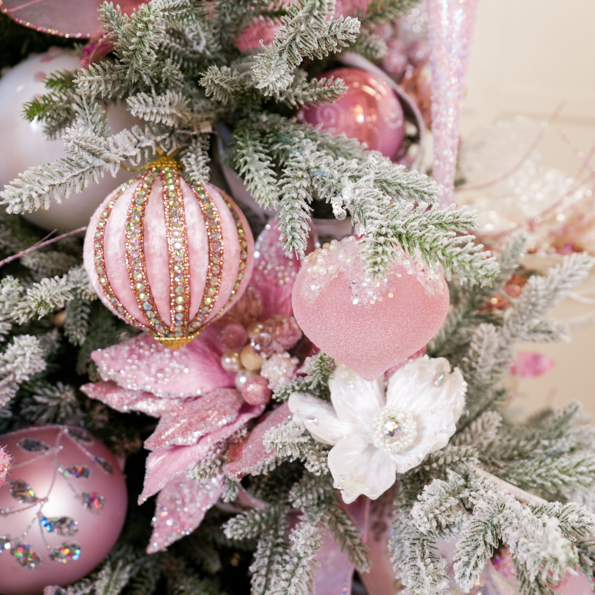 Pretty In Pink Tree Decor