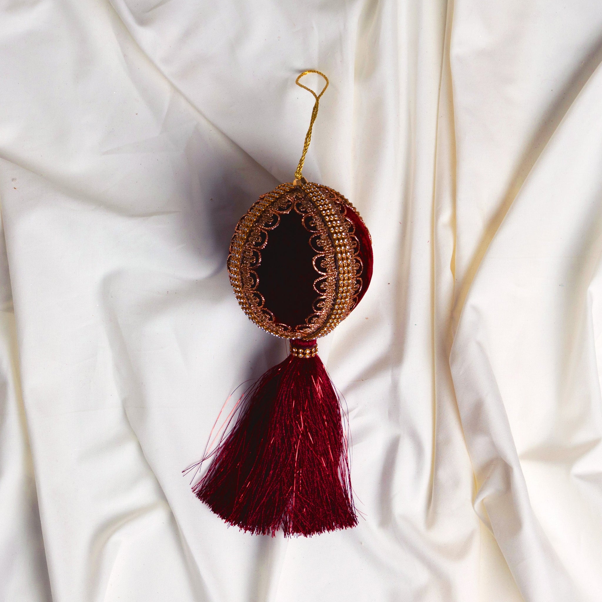 Burgundy Opulence Ornament & Ribbon Bundle