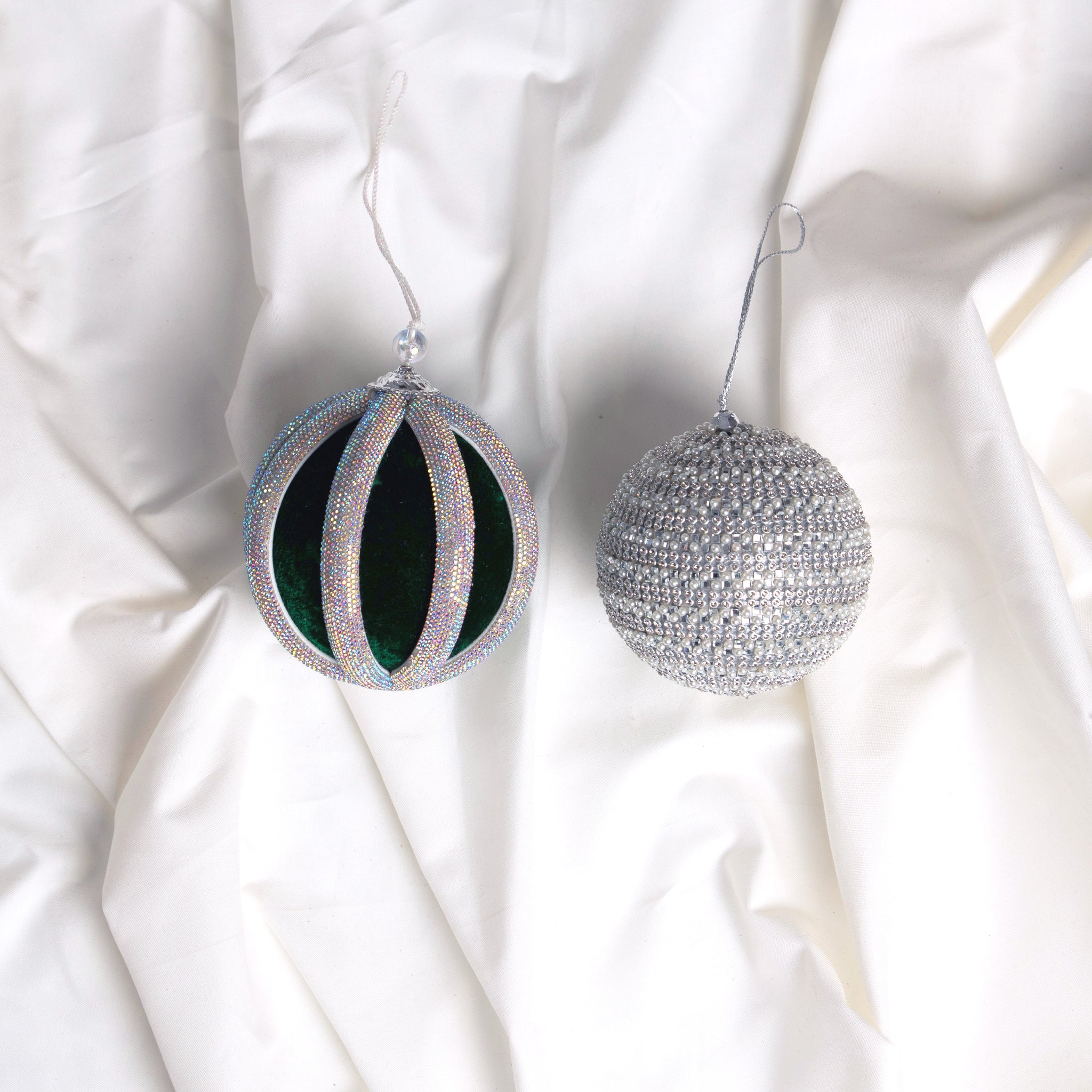 Emerald & Silver Opulence Ornament & Ribbon Bundle