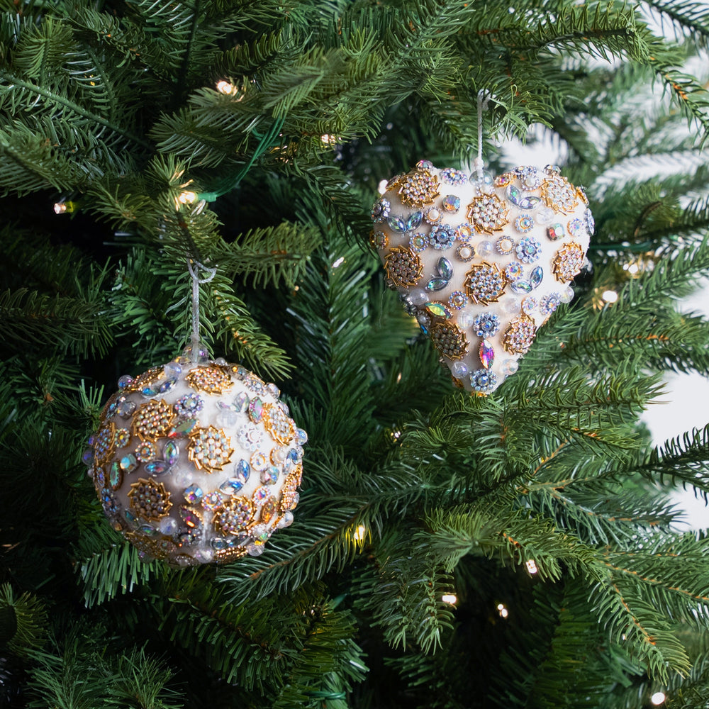 Ivory Opulence Ornament & Ribbon Bundle