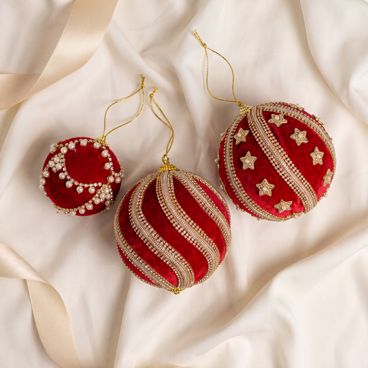 Opulence Red Ornament Bundle