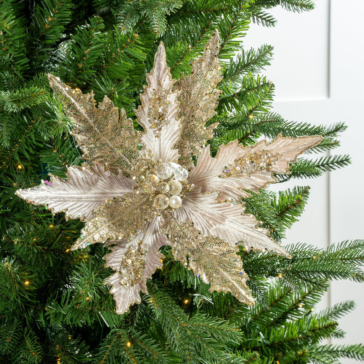 Juego de 6 poinsettias de terciopelo con purpurina de 17"